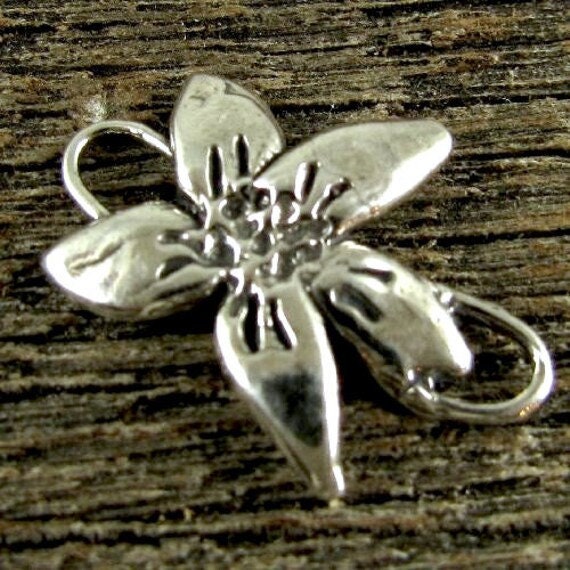 Sterling Silver Flower Link - 1 Woodland Rustic Connector - 21.25mm long - Rustic Charms Flower Bracelet Link - Legacy Silver Supplies AC155